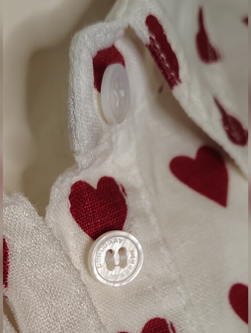 Burberry London Red Heart Print Linen Shirt Sz Large - Picture 8 of 16